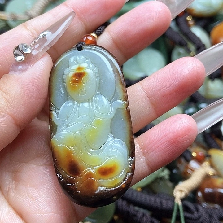 和田玉颈饰未镶嵌