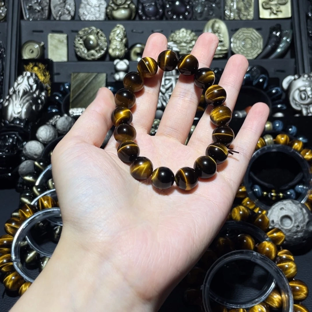 未镶嵌木变石（虎睛石）珠宝奇石鴞*