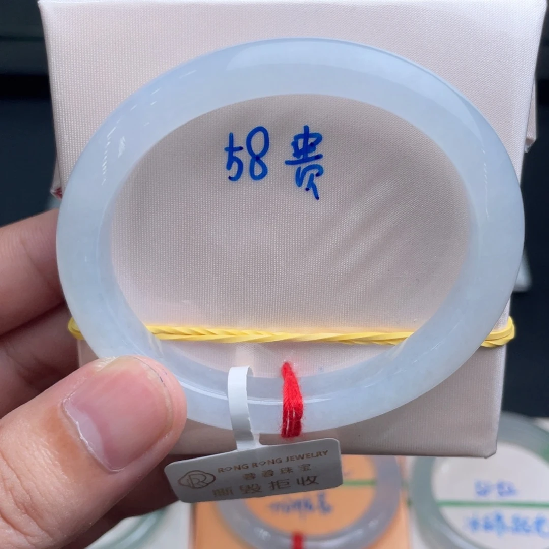 翡翠未镶嵌手镯翡翠手镯