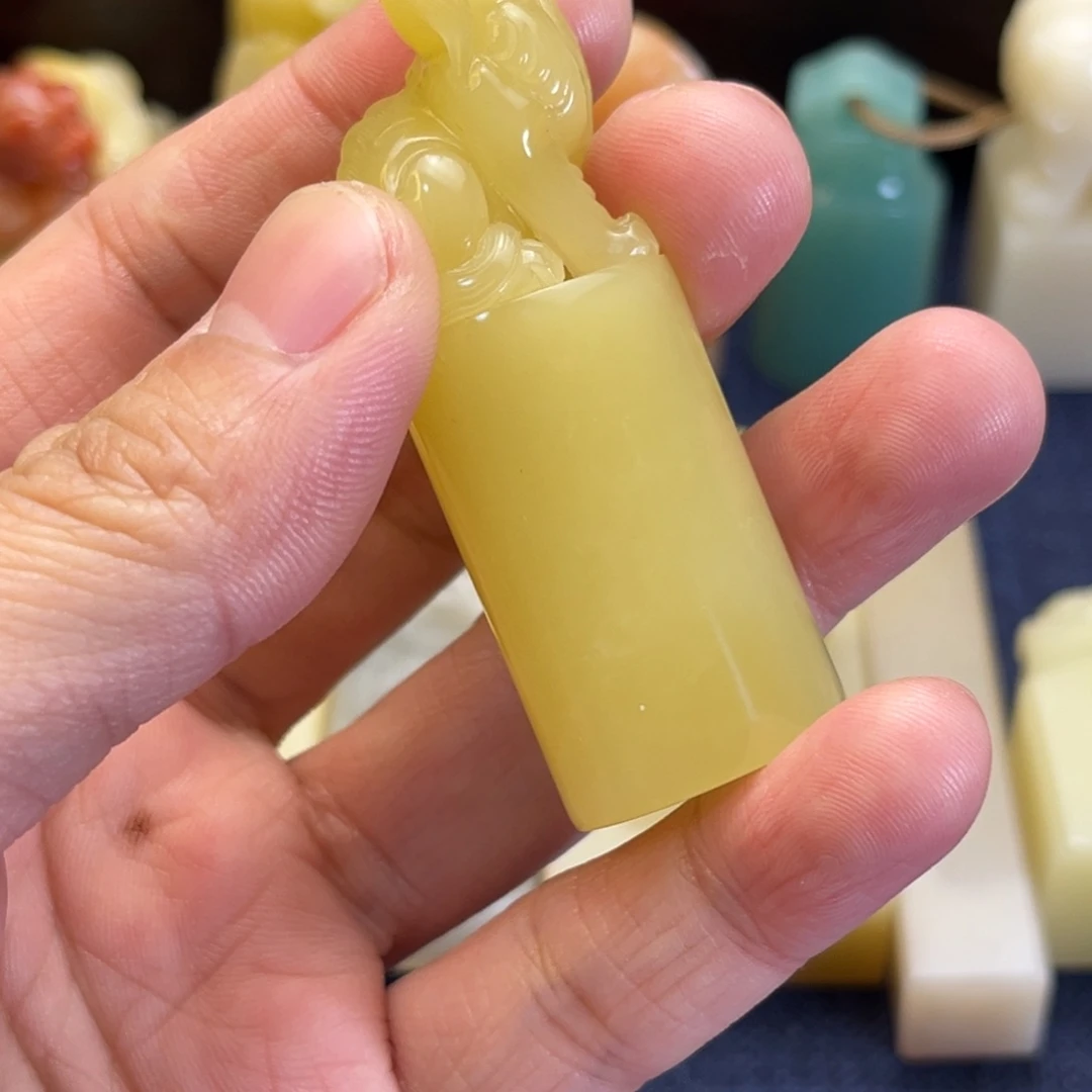 Y***S寿山石印石寿山石