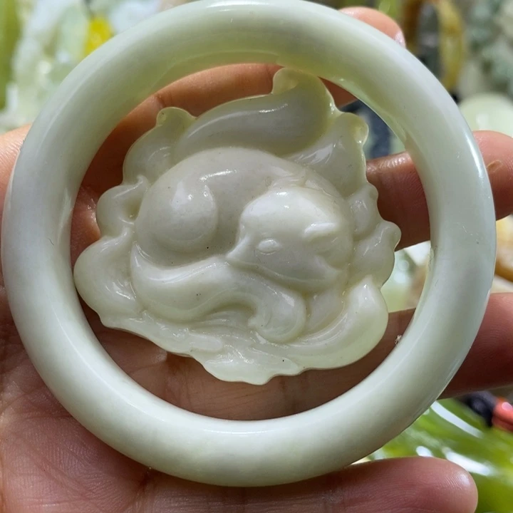 岫玉未镶嵌岫玉吊坠