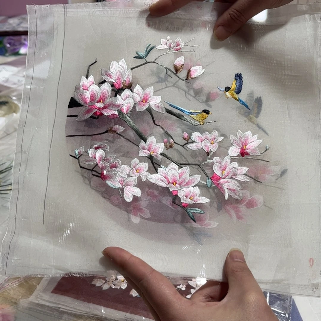 刺绣纯手工制作的一款