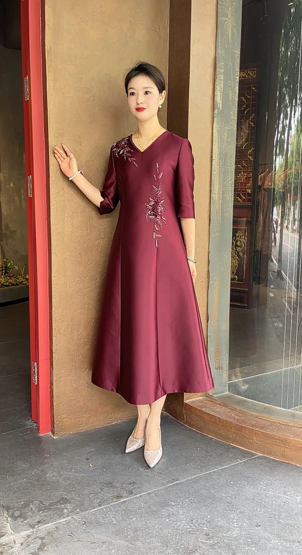 86063H气质礼服常规婚礼服结婚圆领短袖纯色敬酒服