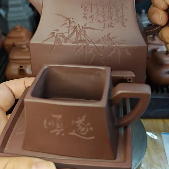 茶壶紫砂高山流水配二杯二盘子