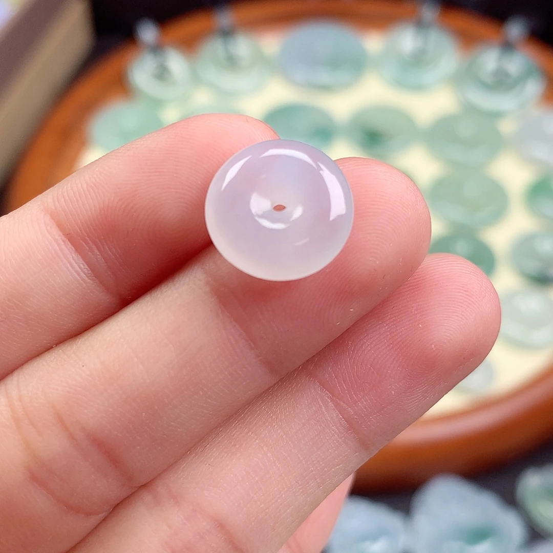翡翠未镶嵌颈饰平安扣13.3×4.2
