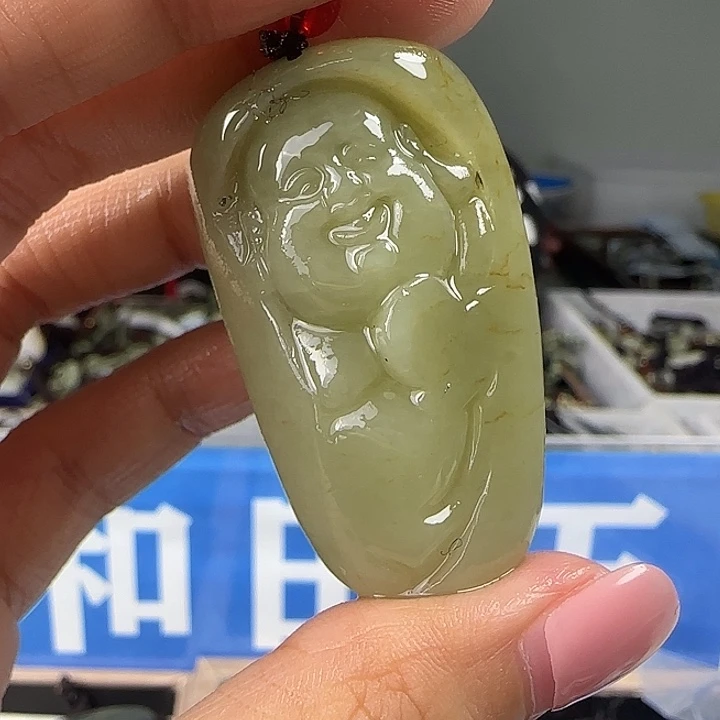 颈饰未镶嵌和田玉