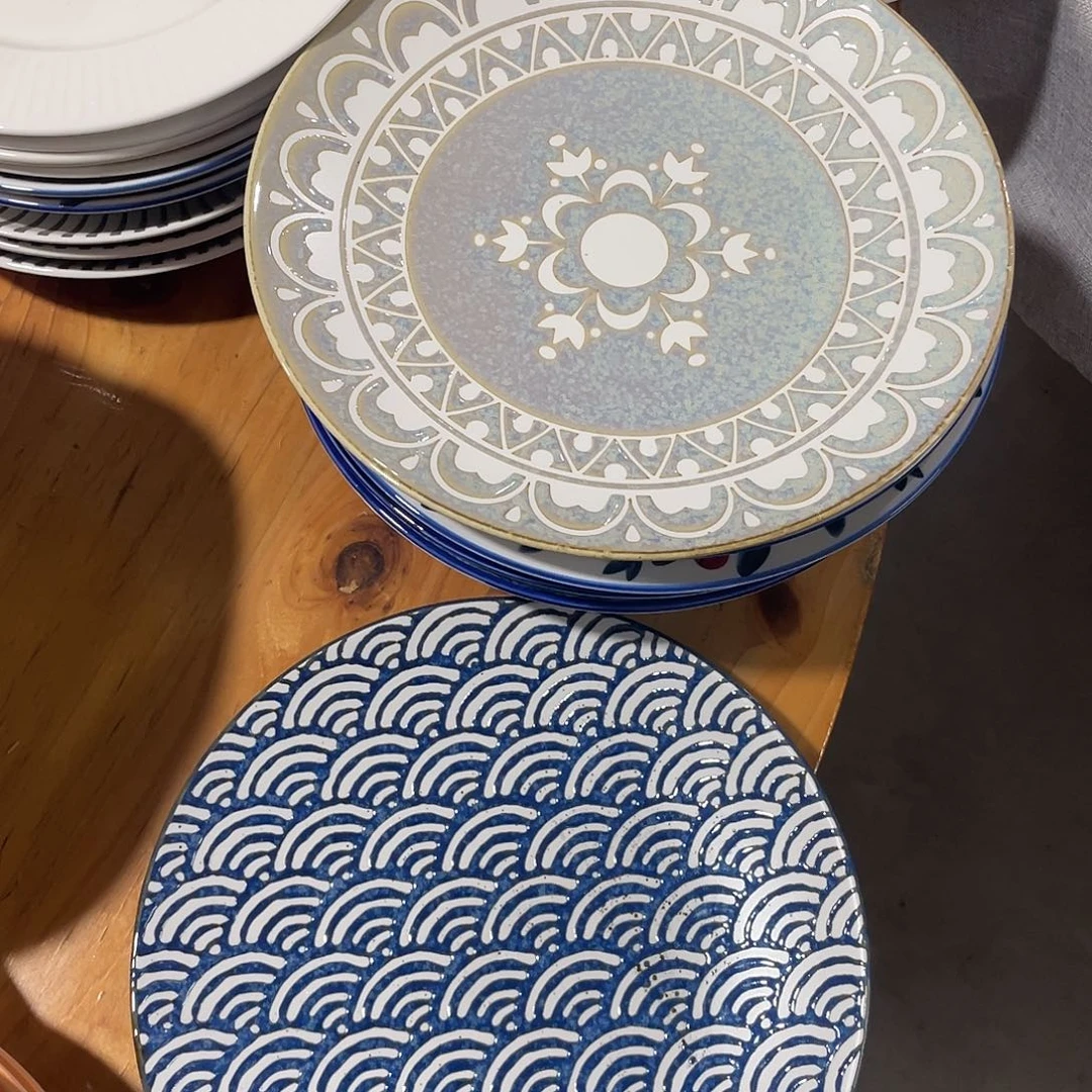 瓷   8.5寸温佩家 数量是2