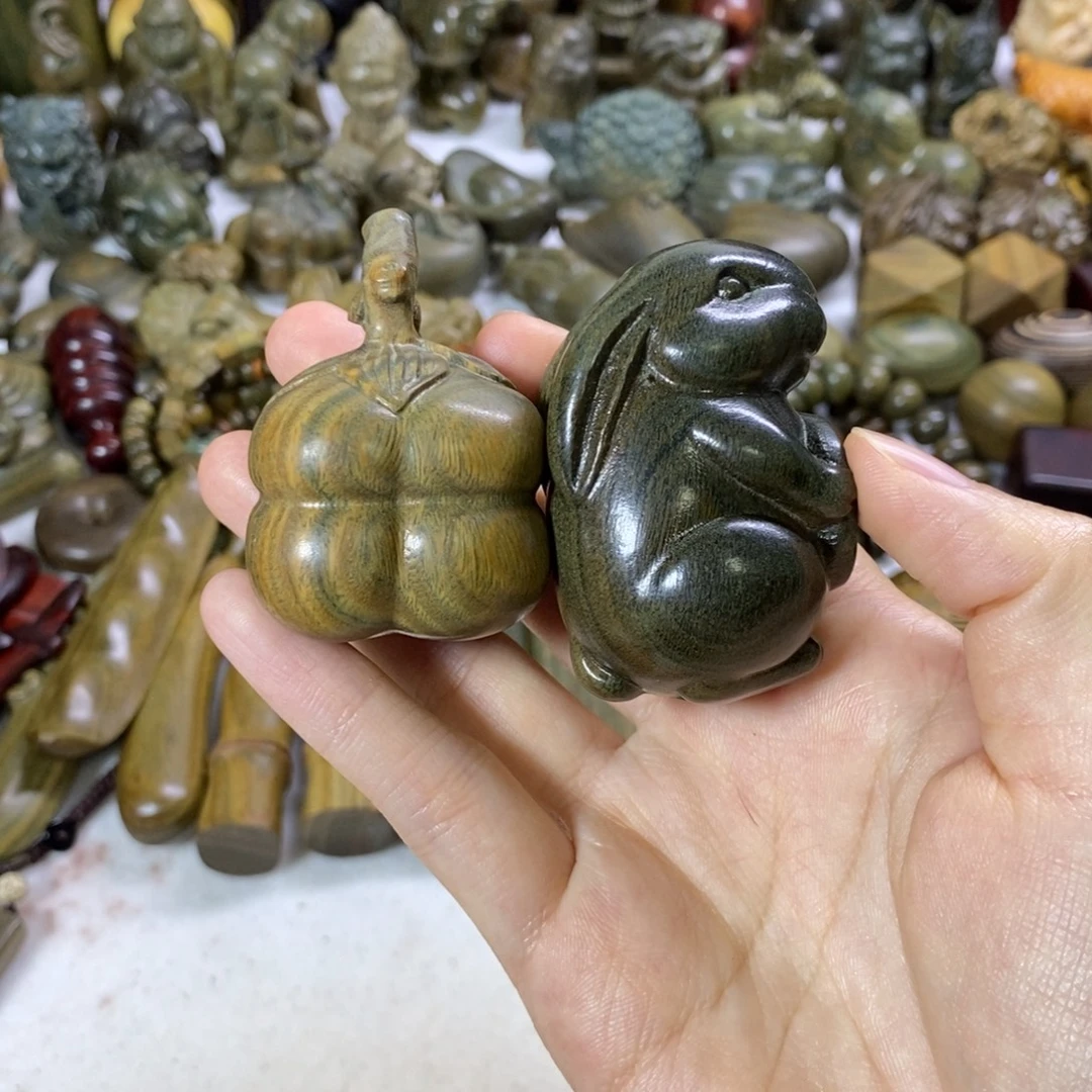 用***2木绿檀木料工艺品