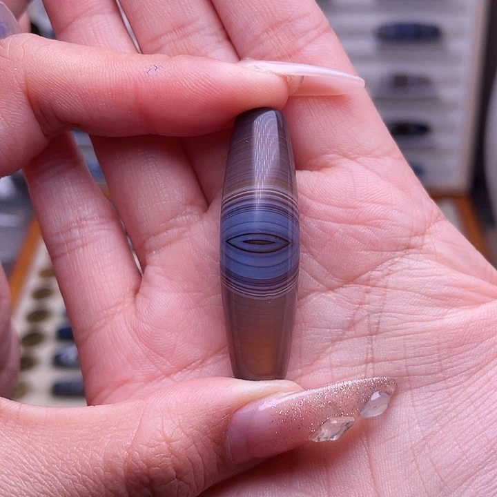 1***6玛瑙/玉髓未镶嵌颈饰