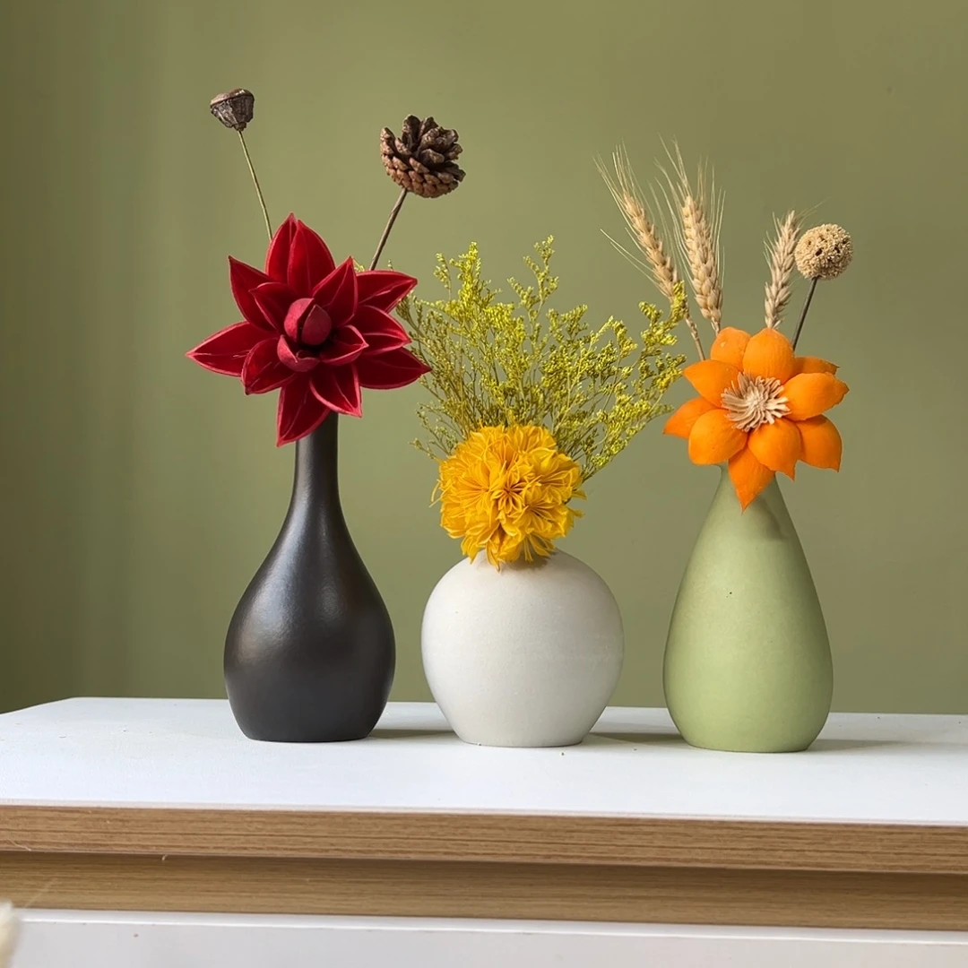 瓶花瓶带花高度20-30厘米左右