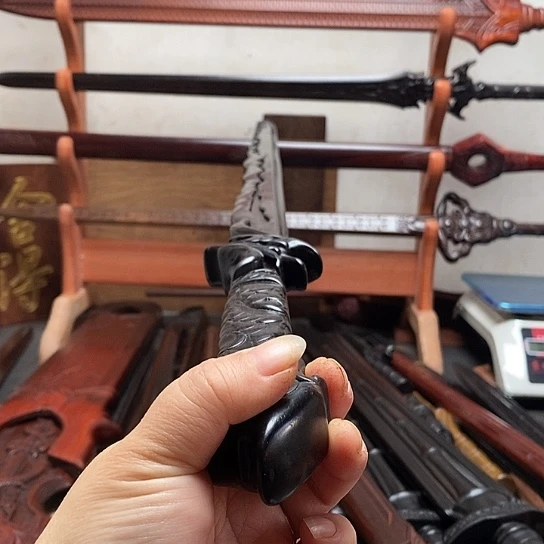 紫光檀木木80长黑金古刀