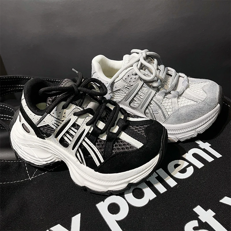 左左家儿童炸街款运动鞋2025春季潮牌免系带学生防滑黑白老爹鞋