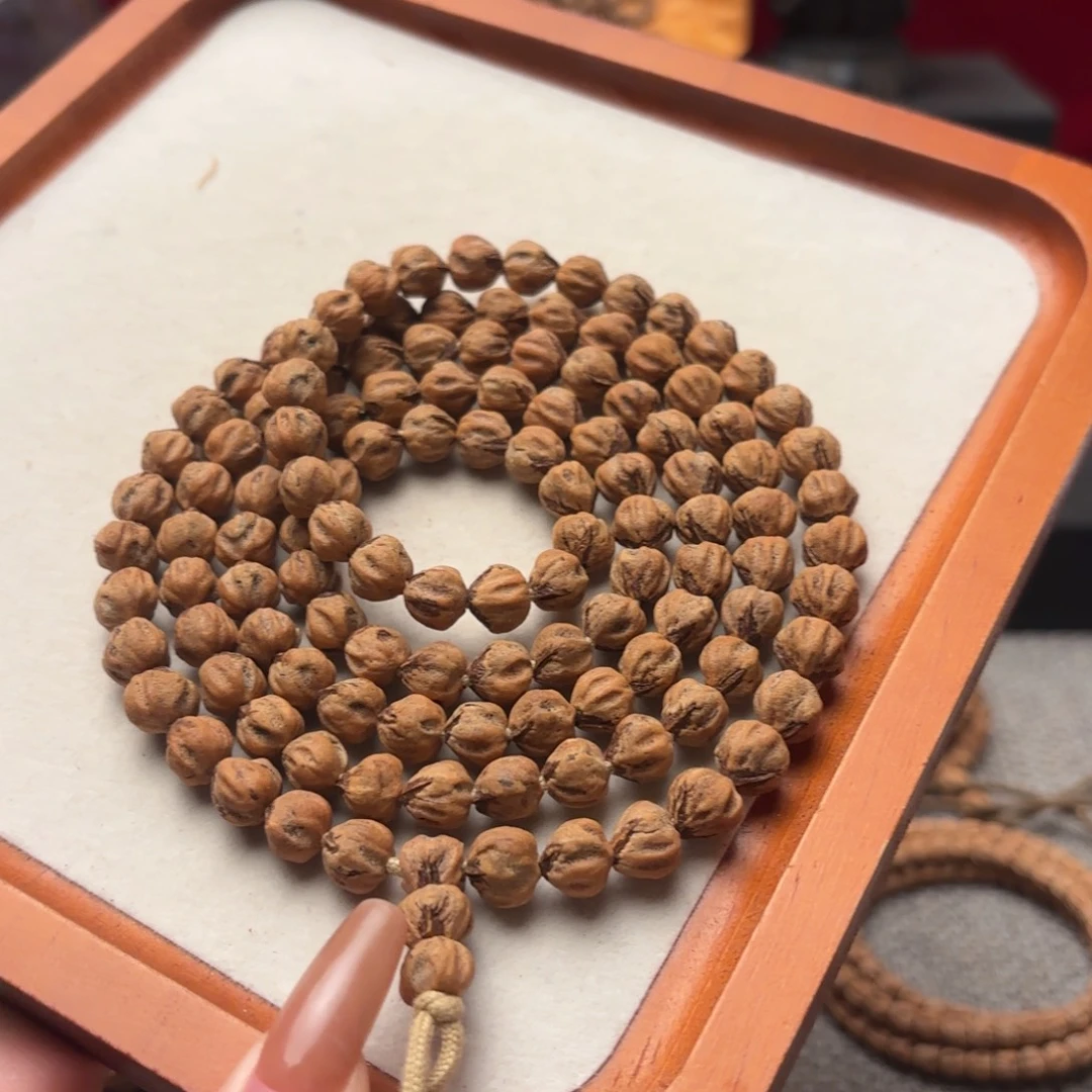 蓝****柏香籽/百香籽吊坠