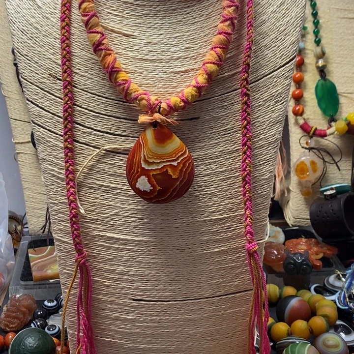 玛瑙/玉髓未镶嵌颈饰