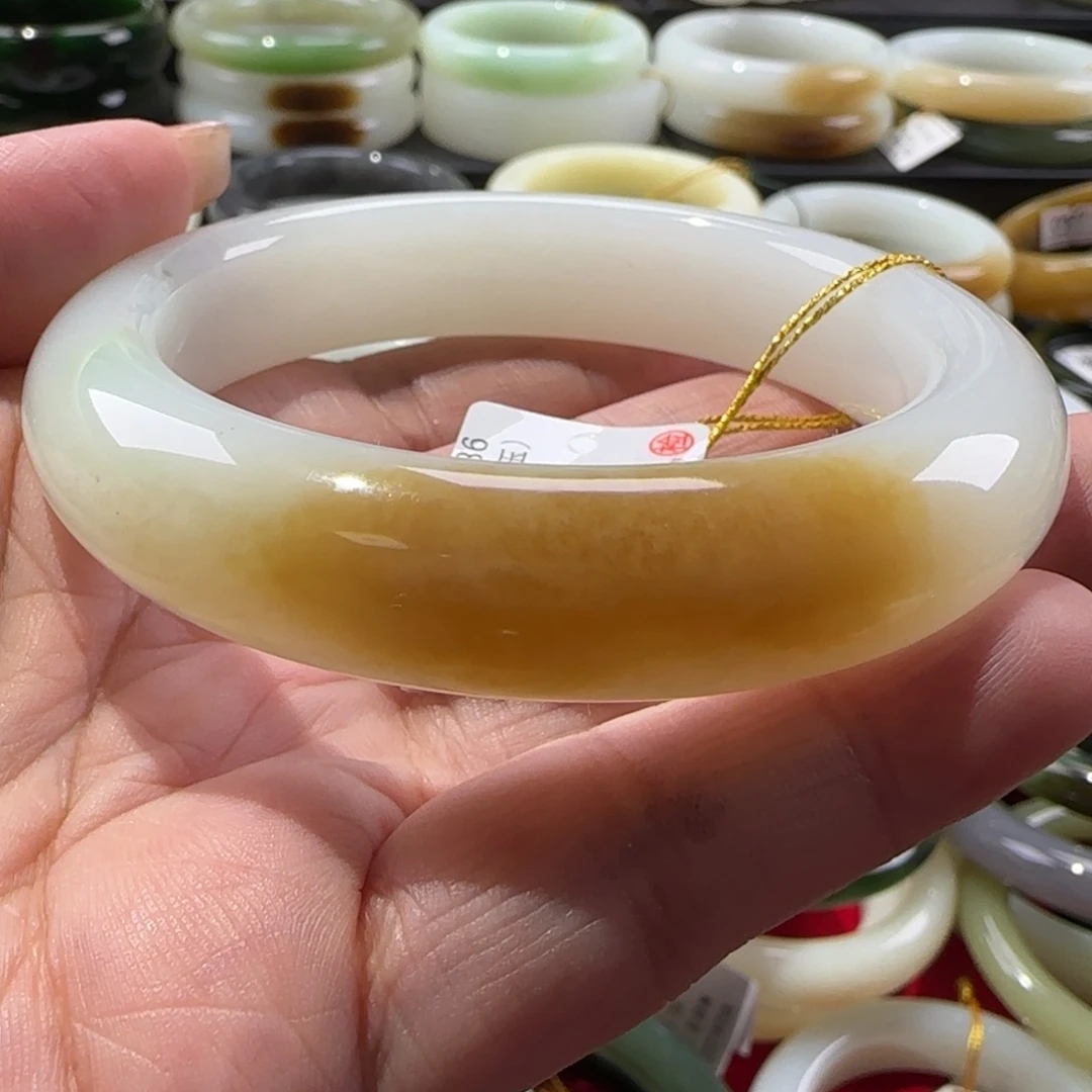 和田玉手镯未镶嵌请***我