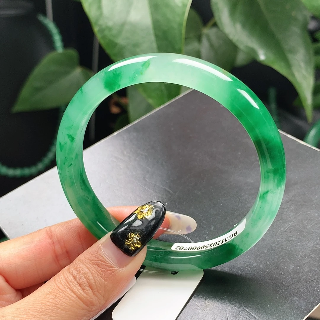 石英质玉未镶嵌手镯59