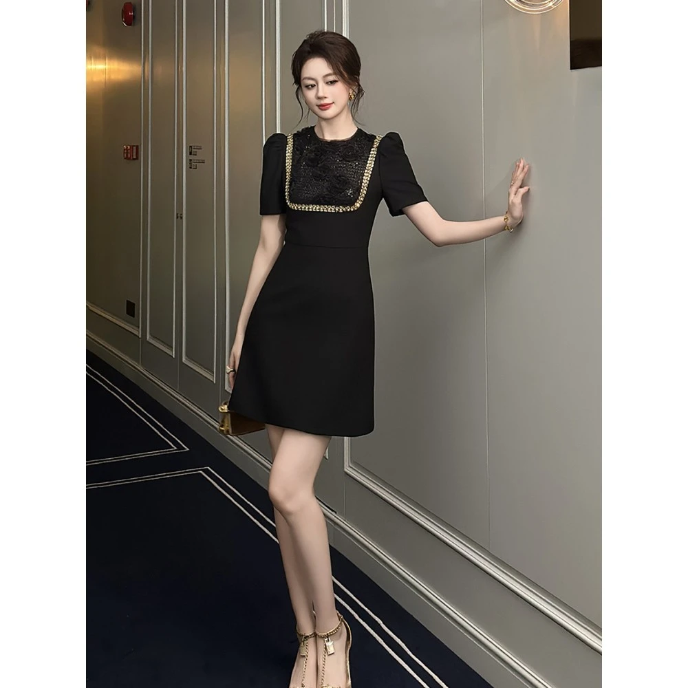 夏新款赫本风镶钻收腰连衣裙miu系优雅A字裙黑色女装潮流时尚