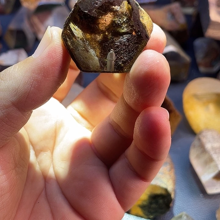 未镶嵌珠宝半成品水晶