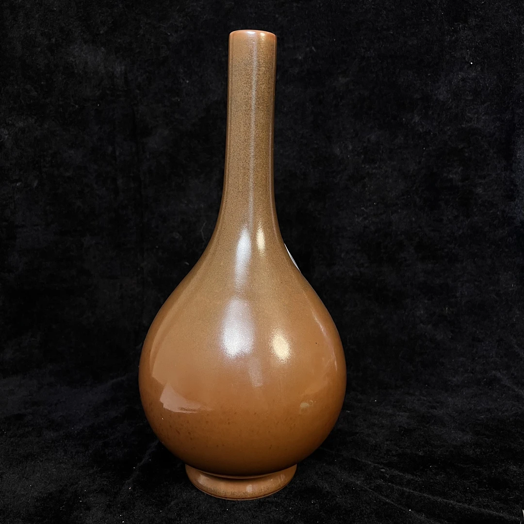 清代晚期紫金釉胆瓶