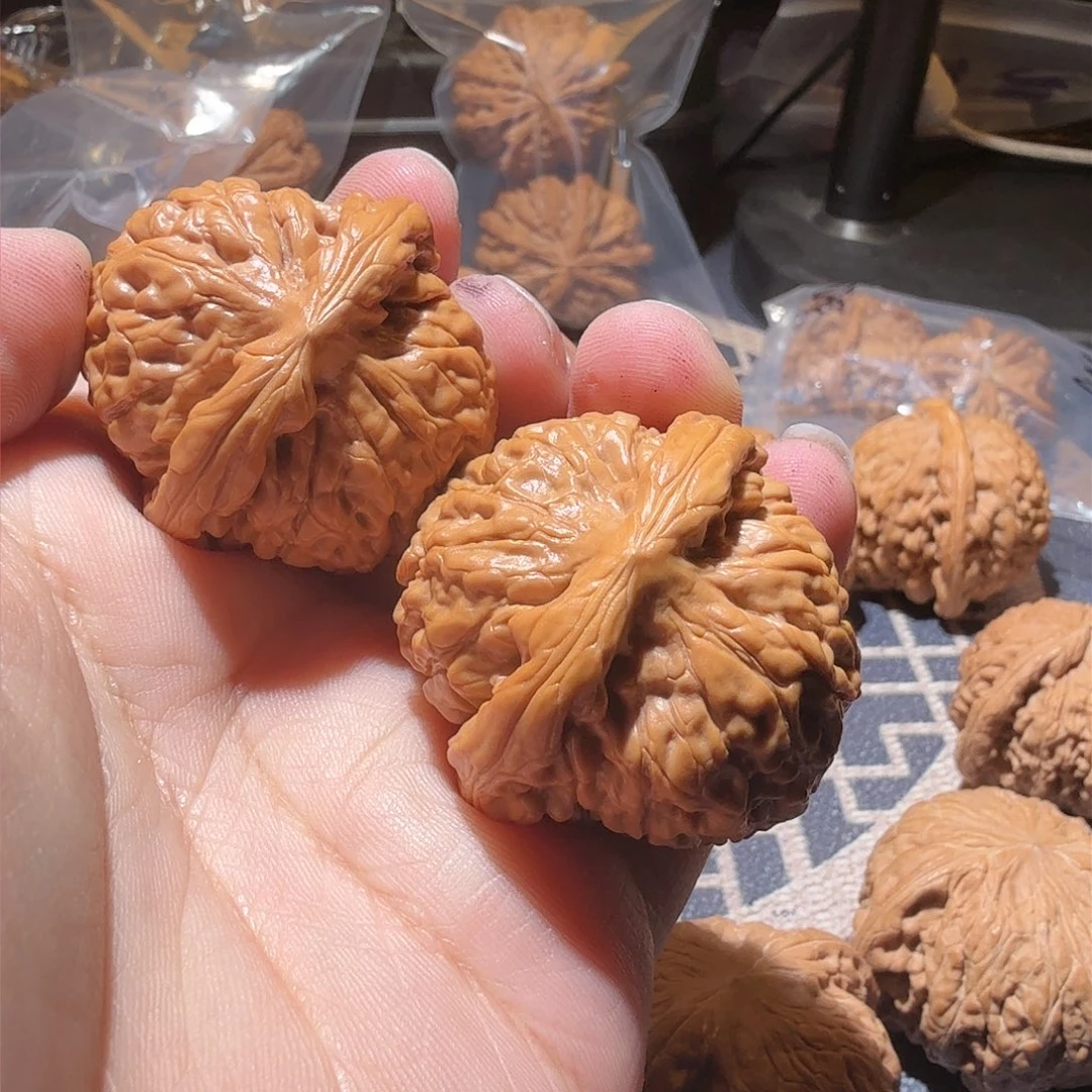 文玩核桃把件舞*婷莲花