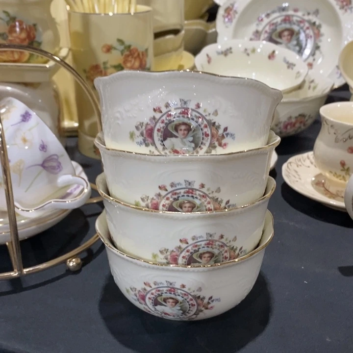 瓷片四个，11111111111.4.5