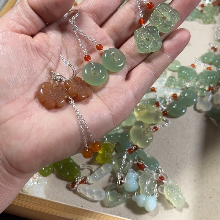 岫玉耳饰未镶嵌耳饰