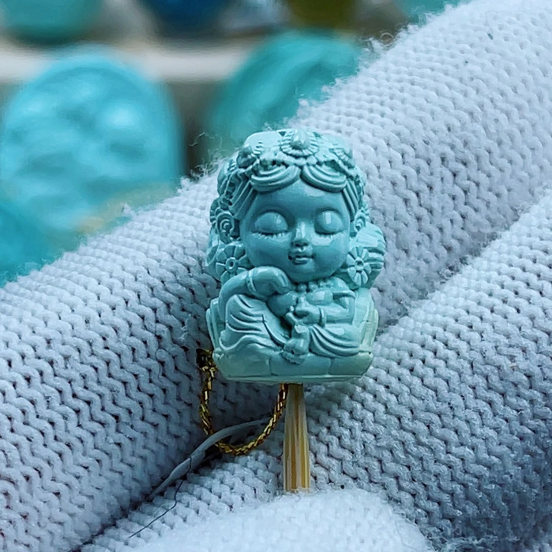 绿松石未镶嵌珠宝奇石