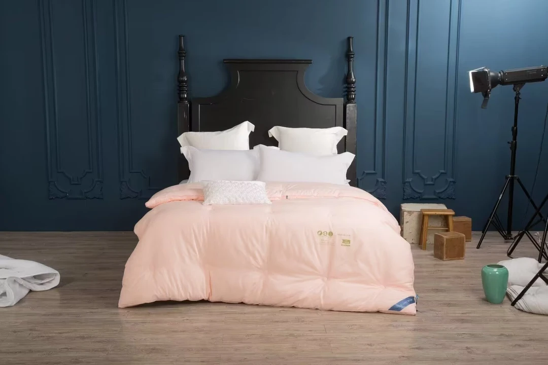 化纤被绗缝4-16斤保暖亲肤双人被超柔牛奶被子加厚立体大豆被