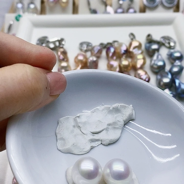 银S925镶嵌淡水珍珠耳饰盈