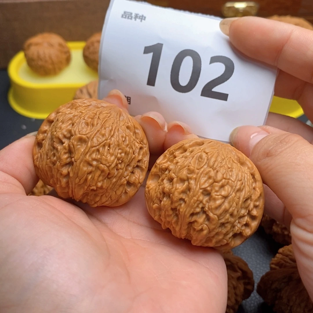 文玩核桃把件102泥鳅背43
