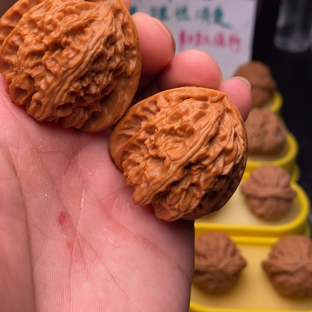 桃核吊坠三角白尺寸41
