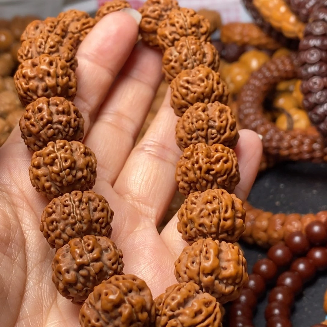 猴头核桃吊坠橄榄