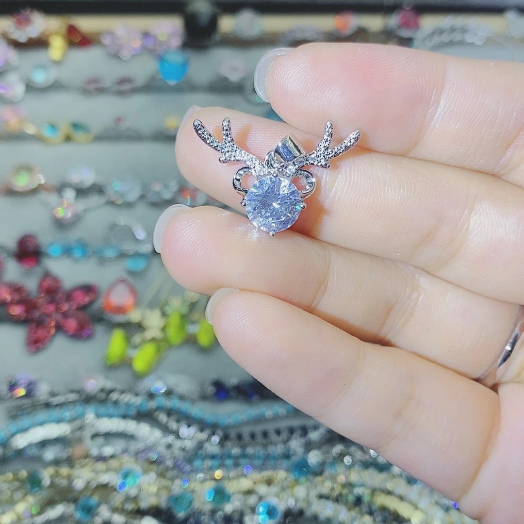 【闪购商品】银S925镶嵌耳饰托帕石