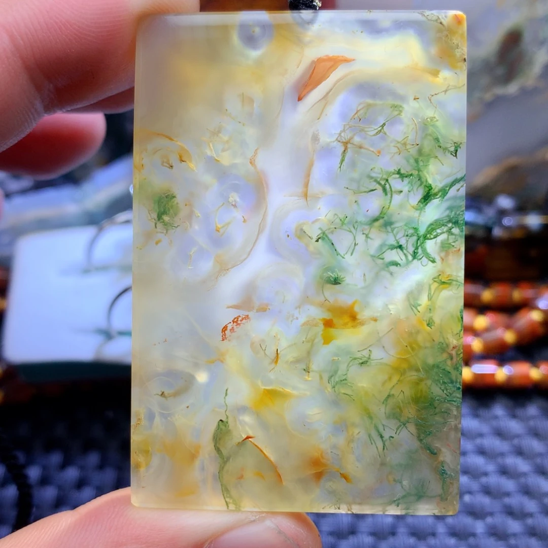 未镶嵌颈饰玛瑙/玉髓蓝****吗