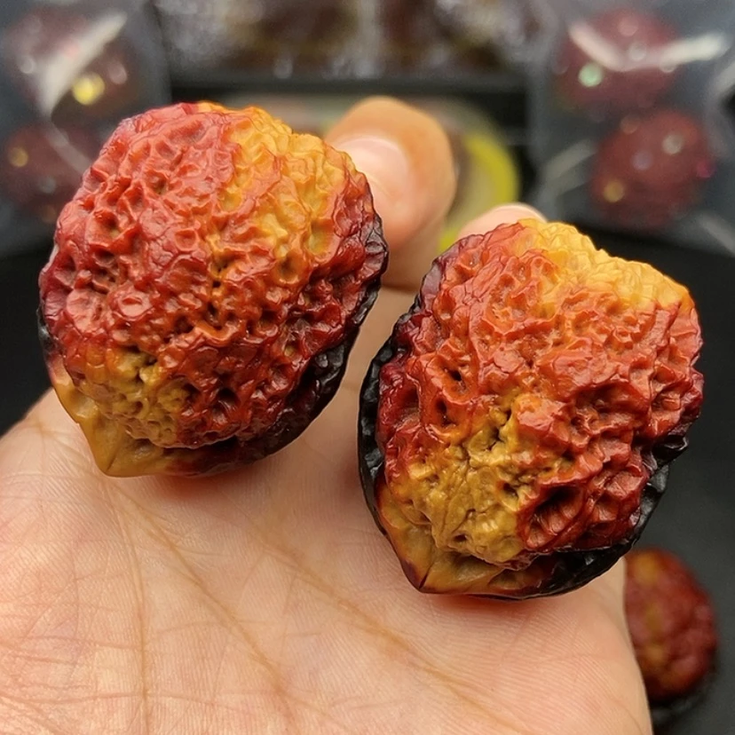 【闪购商品】把件文玩核桃37尺铁狮子球