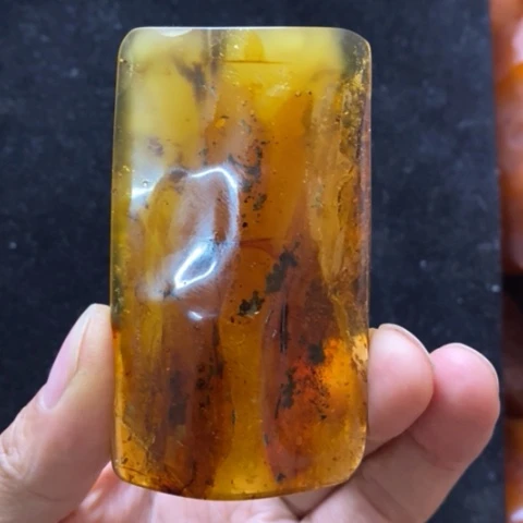 未镶嵌琥珀颈饰九*琥珀蜜蜡吊坠