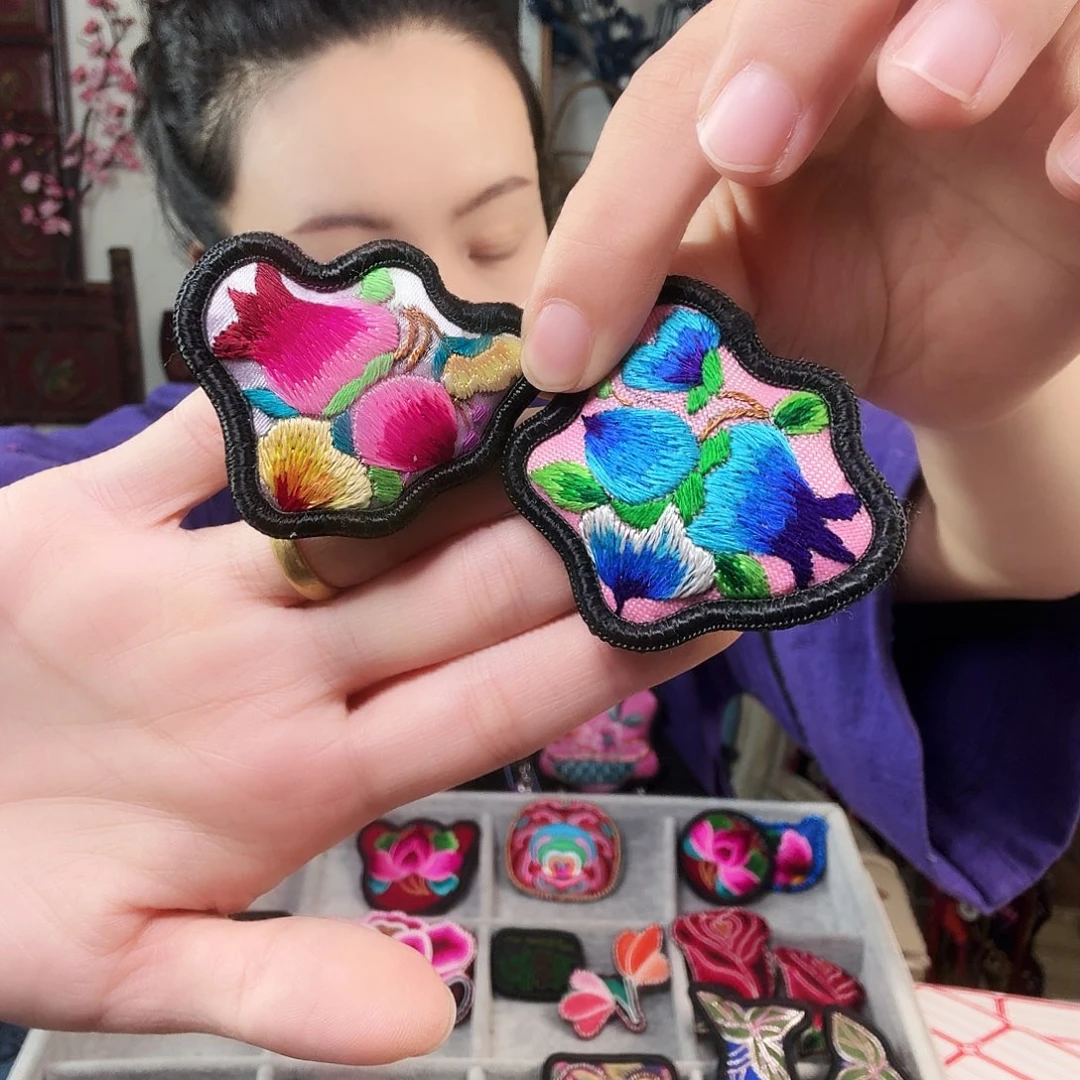 M***月织绣手工刺绣工艺与