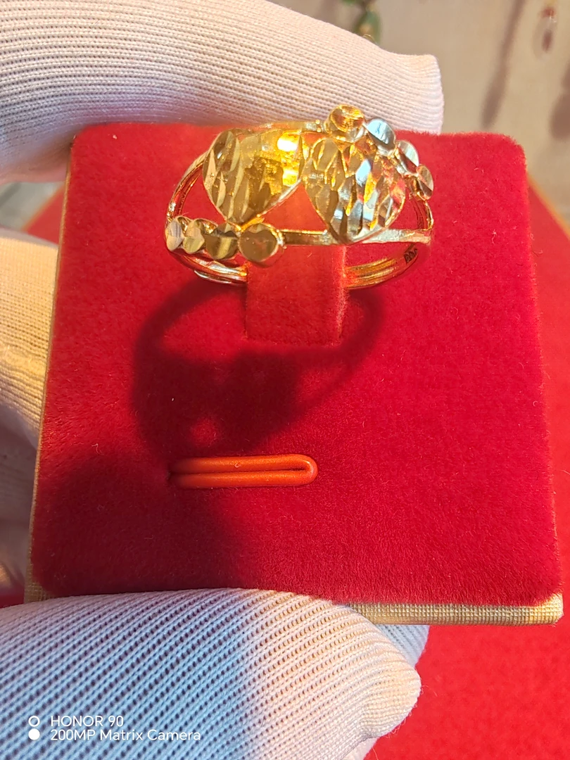 合金戒指 قاپلىما ئالتۇن ئۈزۈك ئالتۇن0.11گىرام كۆمۈش1.27گىرام