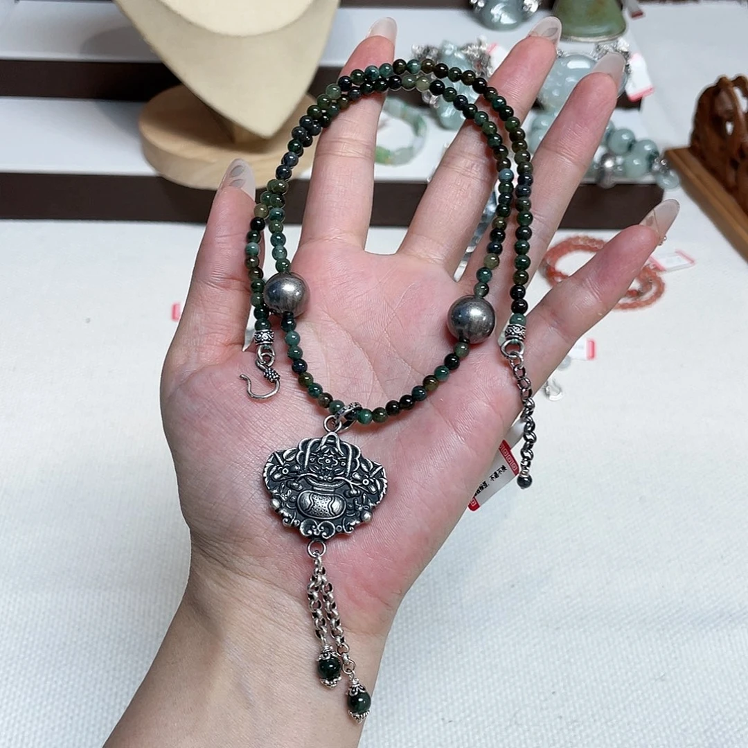 足银足银錾刻配饰项链