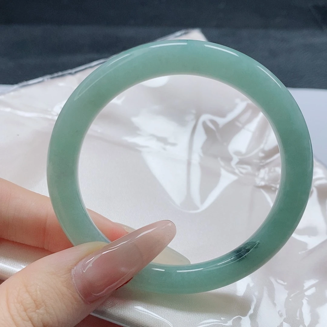 【闪购商品】未镶嵌手镯（圆镯）翡翠419号