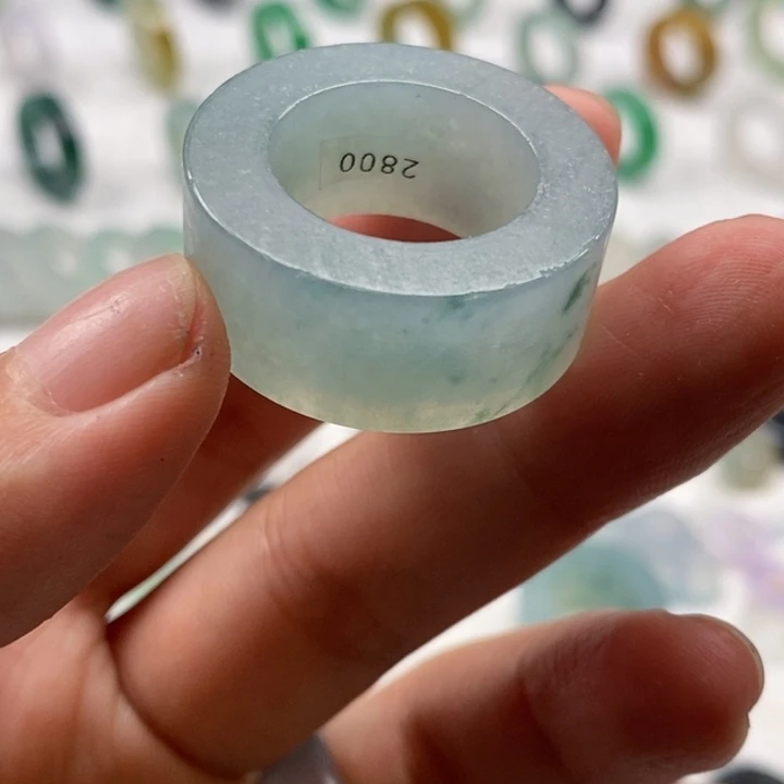 石***全定制翡翠未镶嵌翡翠