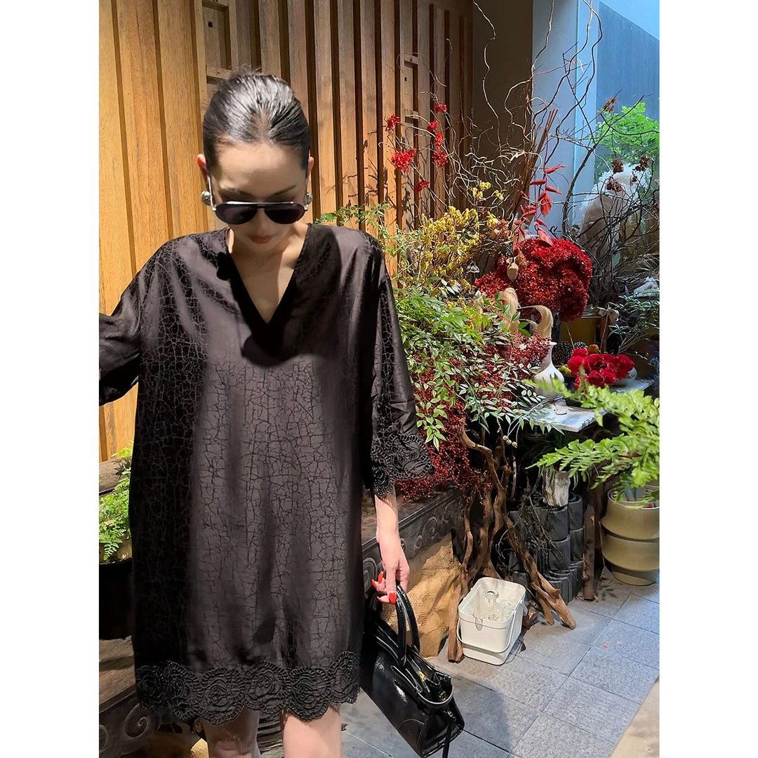 紫紫    东方纤云   镂空花边龟裂纹七分袖连衣裙ZD07LZHJ088