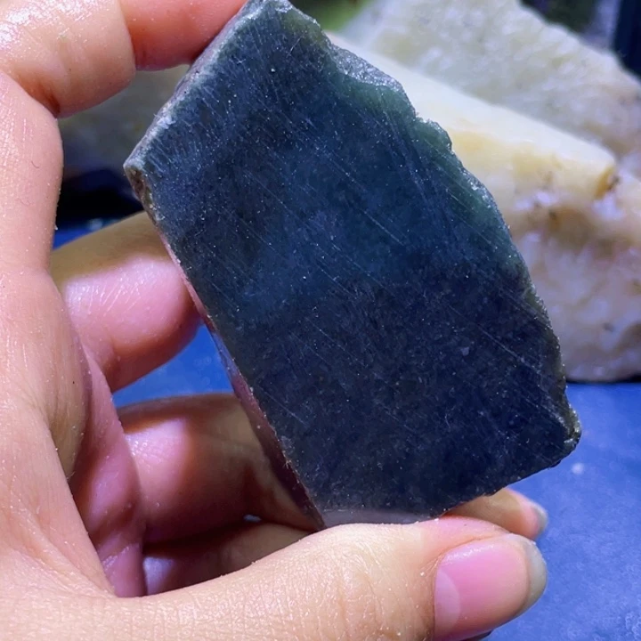 和田玉未镶嵌珠宝半成品