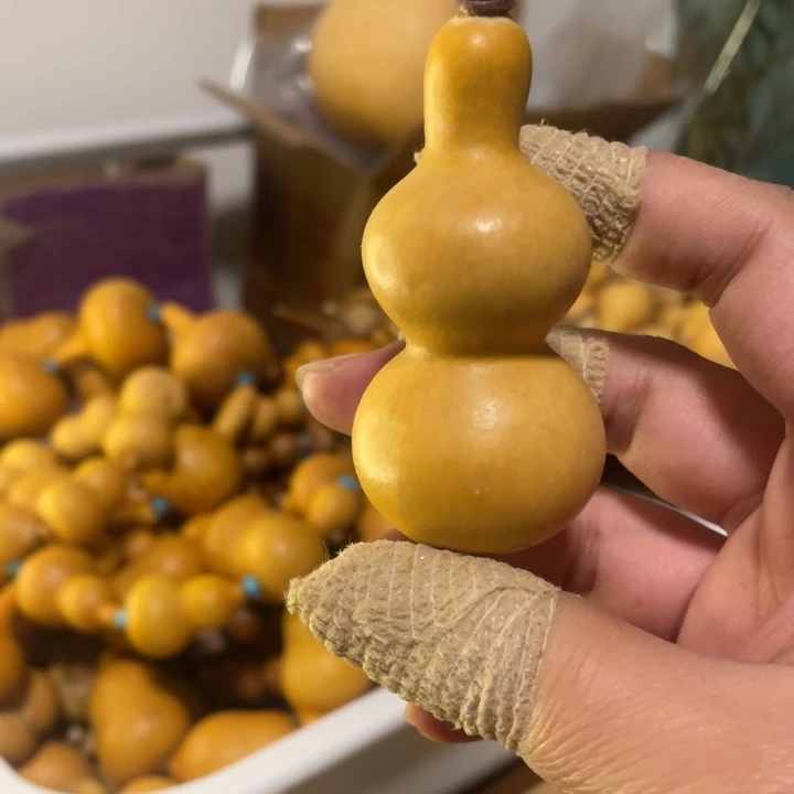 粗直嘴小手把看好下单