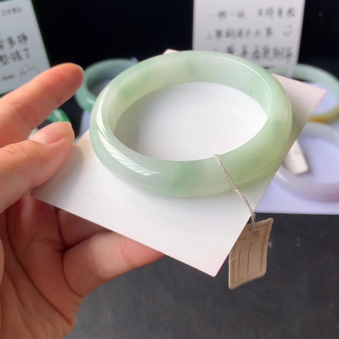 翡翠手镯未镶嵌8号48小时鉴赏期