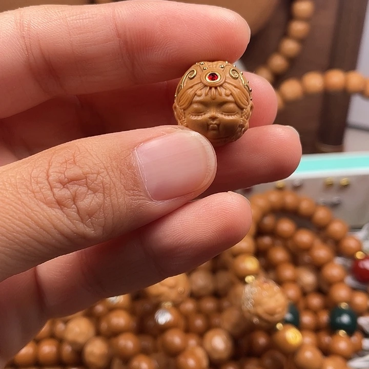 猴头核桃吊坠扎基拉姆
