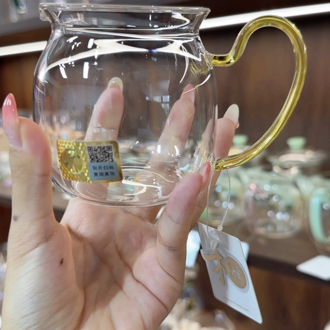 禾器美满浅黄色。。。