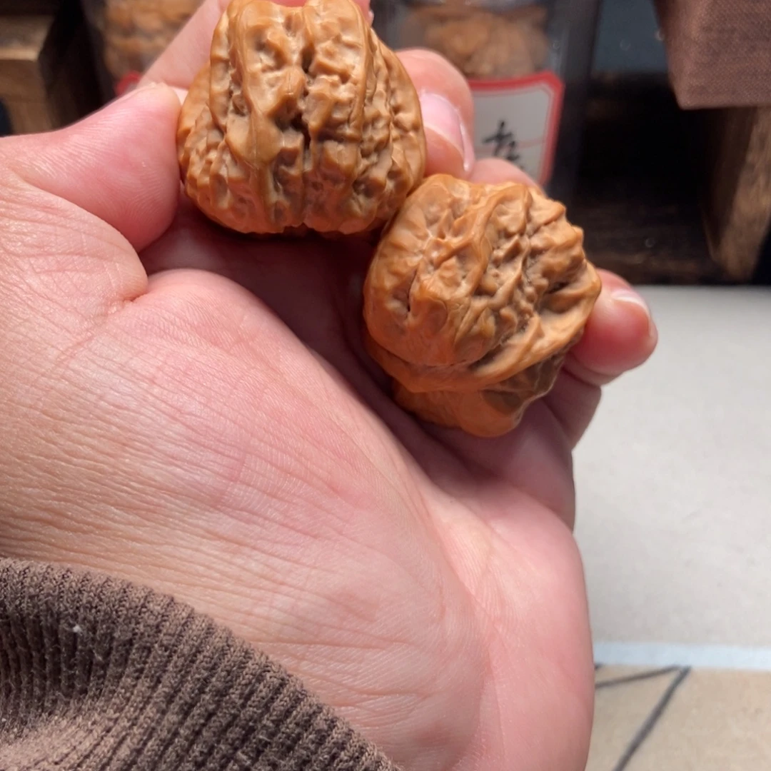 冷***手文玩核桃吊坠38蛙蛙