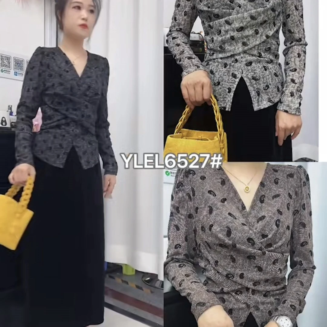 时尚小众V领长袖春季短款常规款印花染色秋季T恤植绒