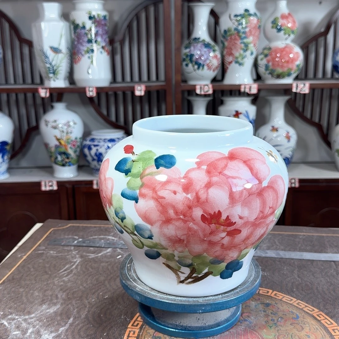 摆件景德镇陶瓷大口红牡